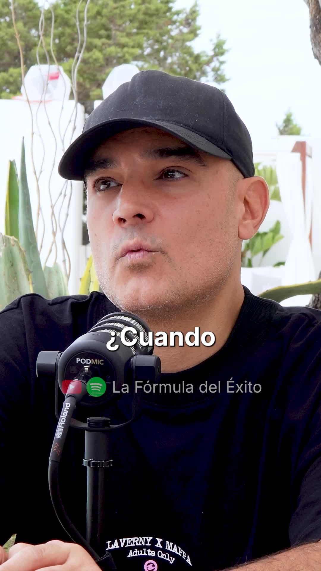 Instagram post by @lfde_podcast for Ploom. Caption reads: La verdad incómoda de la música electrónica según....