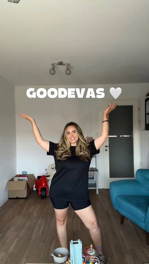 Instagram post by @lorena__ukalovic for GOODEVAS. Caption reads: [...] ostvarite jos dodatnih 10%! 🤗 @goodevas....