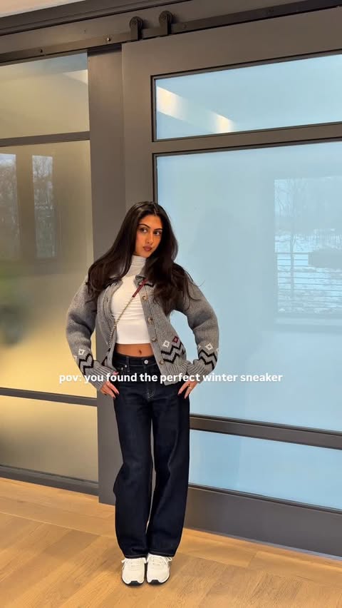 Instagram post by @ebrudasdemir for DSW. Caption reads: obsessed w @reebok Classic AZ 👟 they’re....