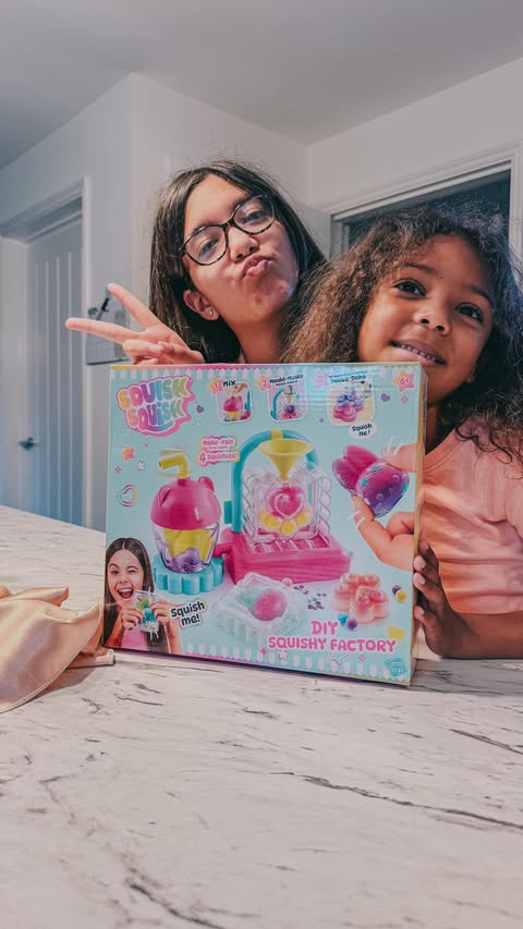 Instagram post by @mama_andhergirls_ for Canal Toys. Caption reads: [...] Squish Squish DIY Squishy Factory from....
