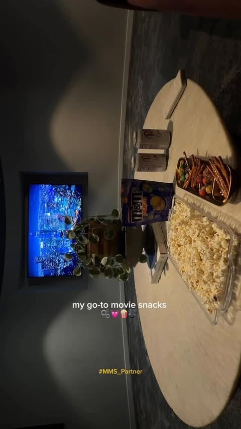 Instagram post by @gabs.gz for M&M’S. Caption reads: #mms_partner popcorn + pretzels + M&M’s POP’d....