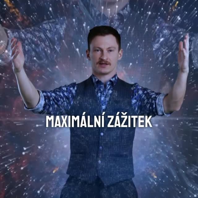 Instagram post by @martin_mikyska for Vodafone. Caption reads: “Krabice nemusí mít rohy” - Voda le fón....