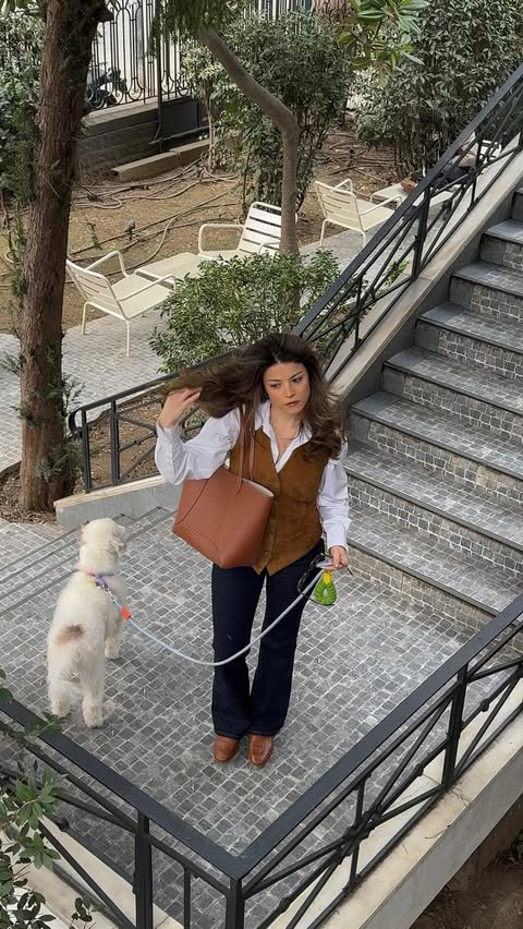 Instagram post by @hazalsseref for Ted Baker. Caption reads: [...] jean @wranglerjeanstr gömlek....