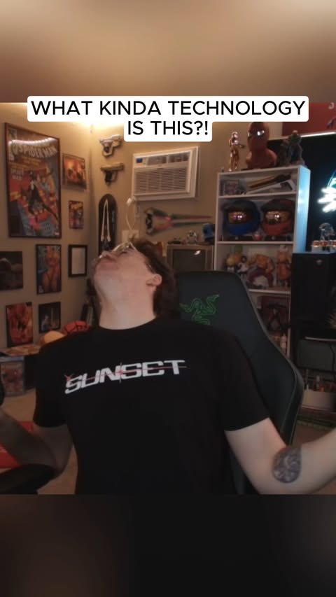 Instagram post by @xsunnysunset for Razer. Caption reads: SHOUT OUT TO @razer FOR GIFTING YOUR BOY THE BRAND....