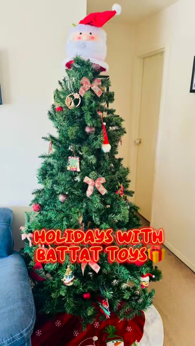 Instagram post by @dutcherstefanie for Battat toys. Caption reads: [...] made easy 🎁✨

When it comes to toys,....