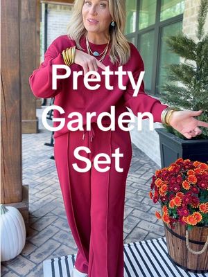 TikTok post by @brittanydoz for PrettyGarden. Caption reads: [...] but make it elevated ✨🤎 This PRETTYGARDEN....