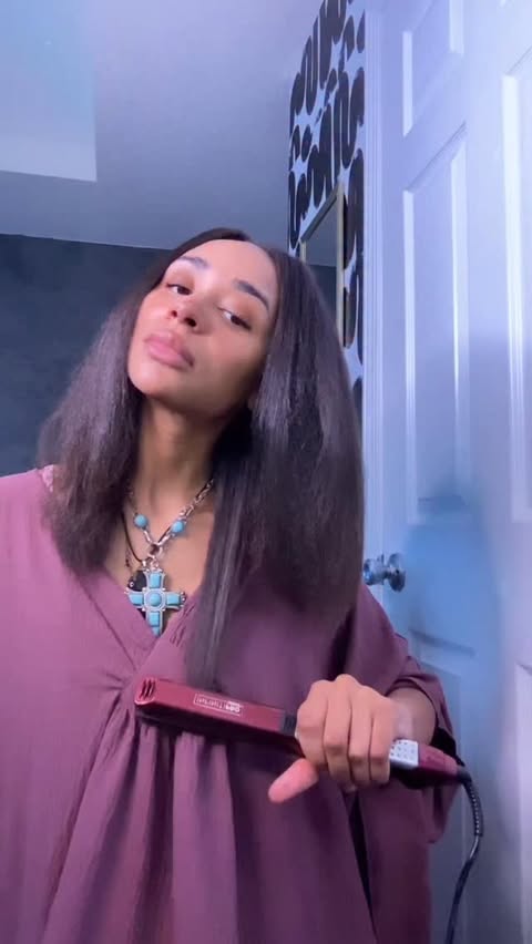 Instagram post by @resenova_ for Conair. Caption reads: [...] Christmas Eve ✨Love my #infinitipro #conair....