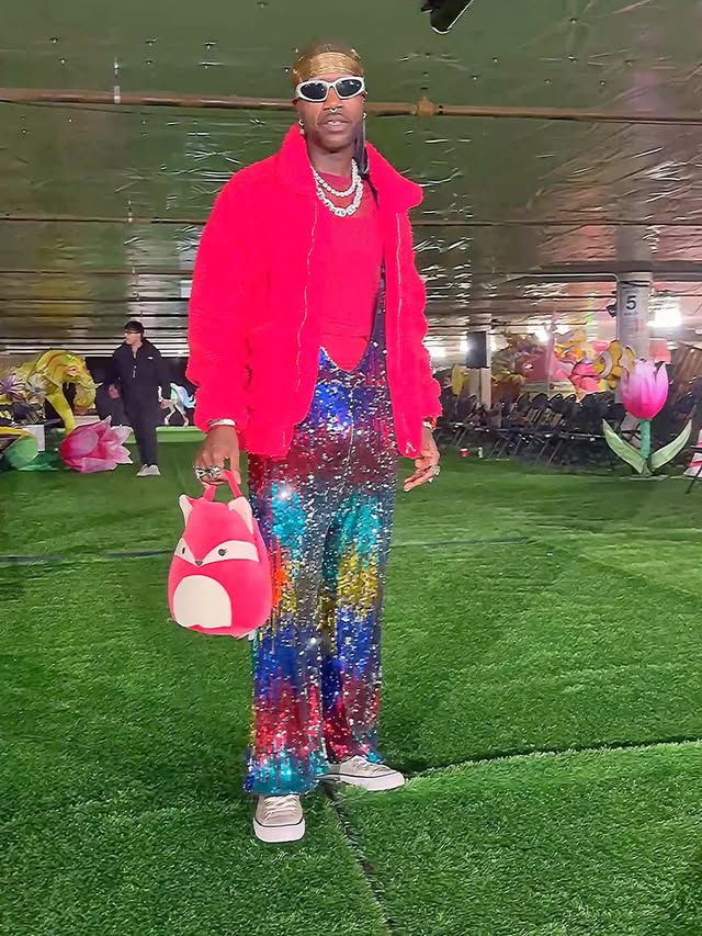 Instagram post by @unicornmashawi for Ciciful. Caption reads: At @suburbandeviant Fashion Show by @pickledmouse....