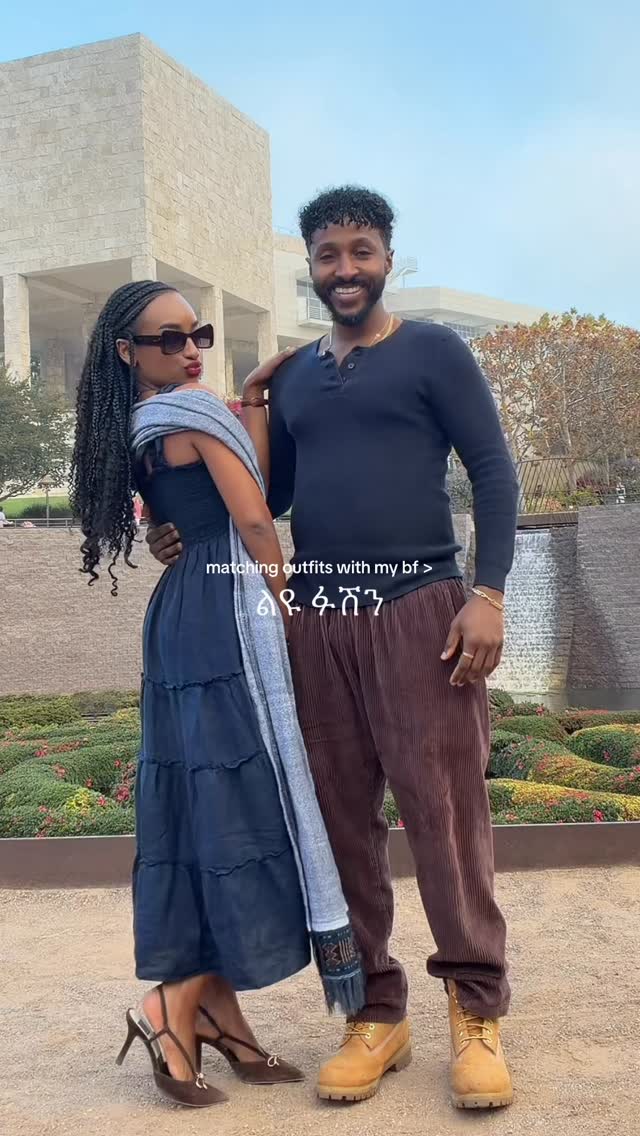 Instagram post by @lovefromliyax for Dolce Vita. Caption reads: matching outfits >>> 

my linen dress @onequince....