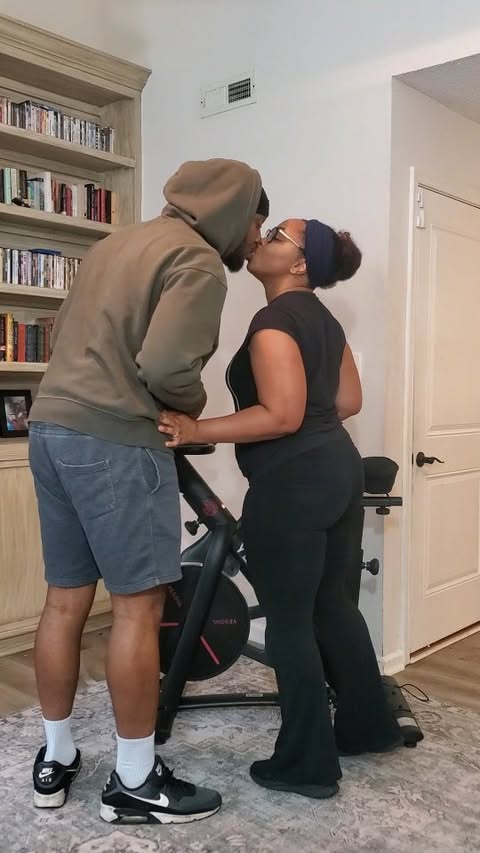 Instagram post by @jayandkeda for YESOUL FITNESS. Caption reads: [...] but this cold weather ain't it‼️ 🤣....