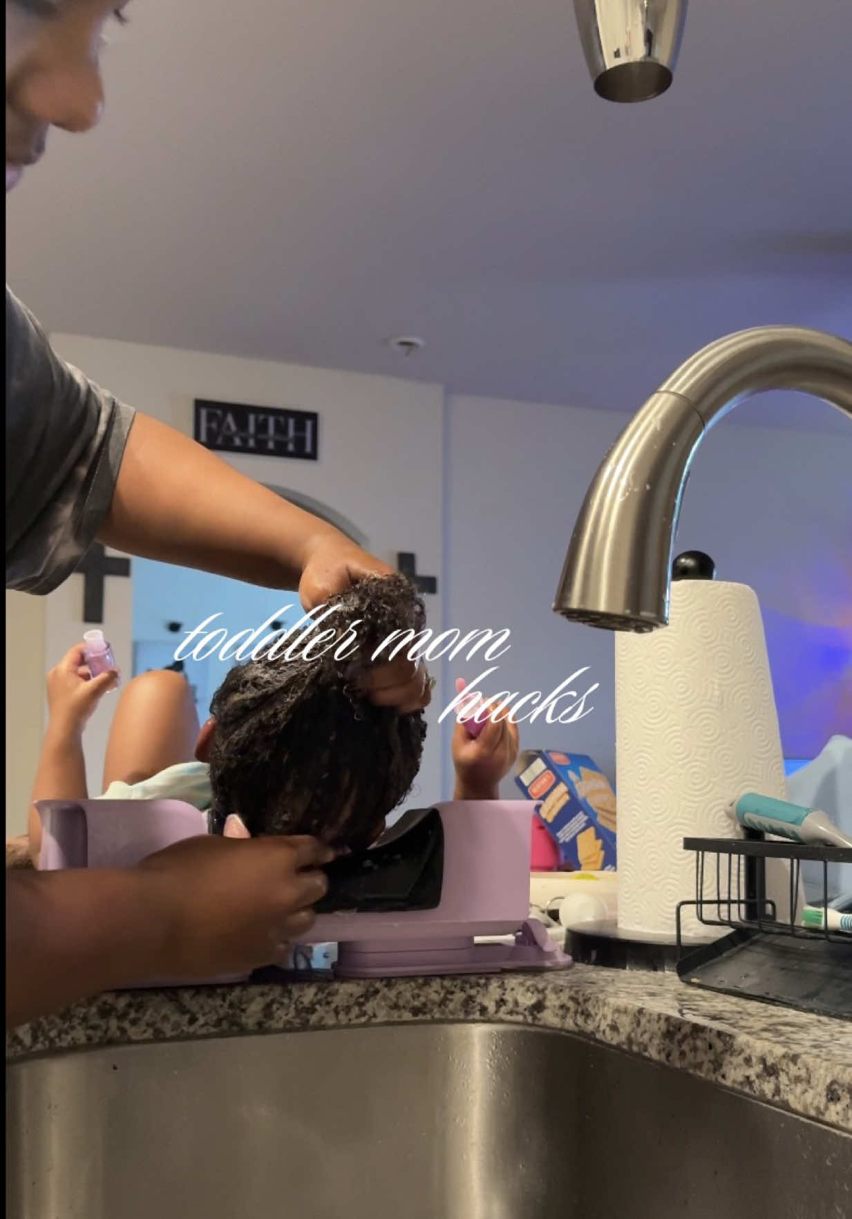TikTok post by @lifeofnyzhae for Lifewit. Caption reads: [...] clean hair ✨ portable shampoo bowl from....