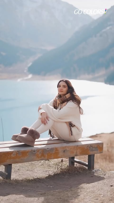 Instagram post by @juhi.bhatt for Go Colors. Caption reads: [...] much in my winter era ❄️

I packed Go Colors....