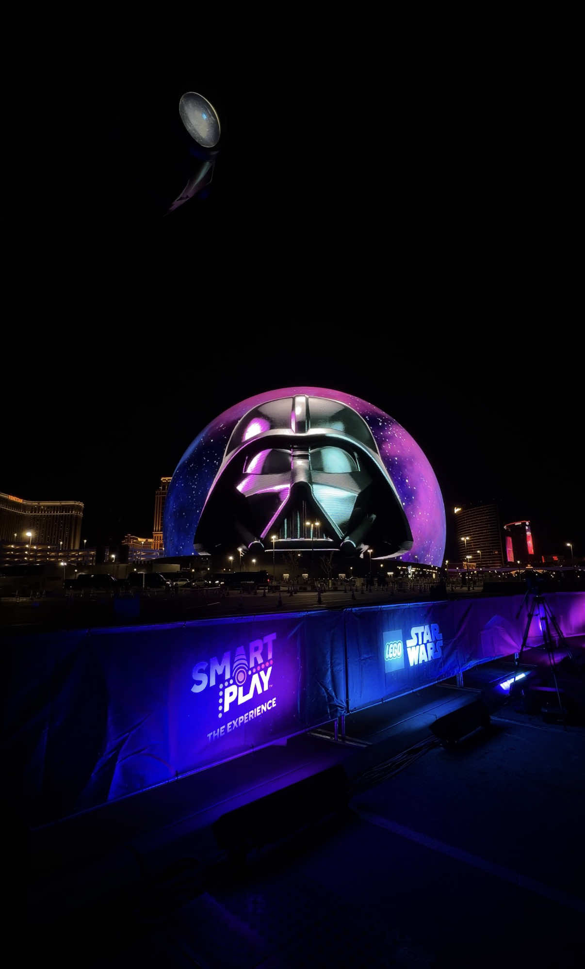 TikTok post by @rillotok for Star Wars. Caption reads: [...] Play! #LEGOPartner #LEGOSmartPlay....