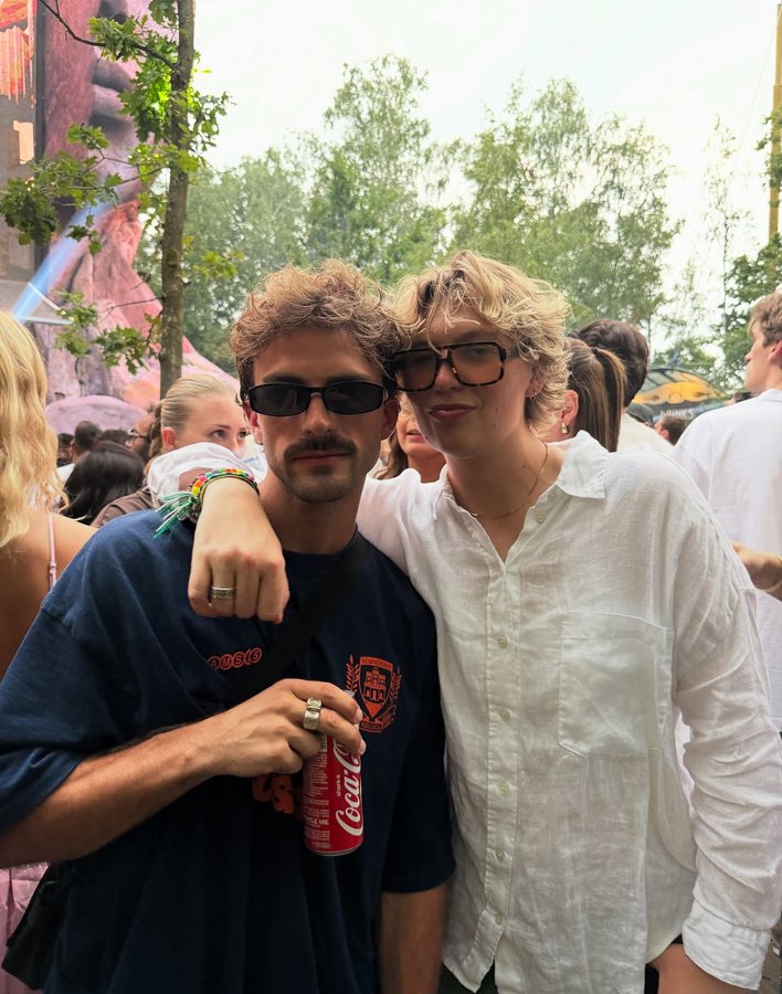 Instagram post by @clementine_caron for Coca-Cola. Caption reads: [...] voor @cocacolaeurope #realmagic #cocacola.