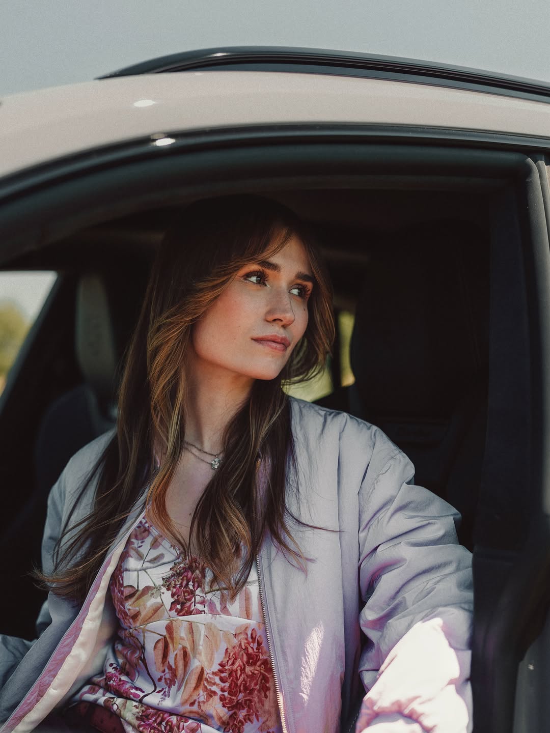 Instagram post by @ginevraberetta_ for Porsche. Caption reads: [...] with a Provence Macan Electric. 🪻🤭....