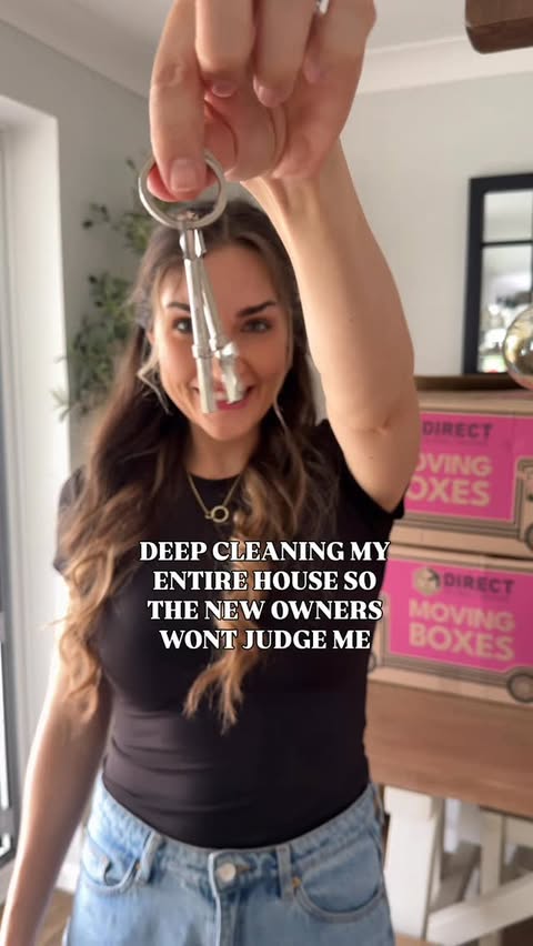Instagram post by @hillarywhales for Asevi. Caption reads: [...] for the new owners 🥹 I’ve been using....