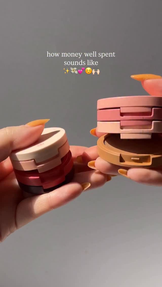 Instagram post by @dainty.nugs for Kaja Beauty. Caption reads: music to my ears 😌✌🏻 featuring my favorite....