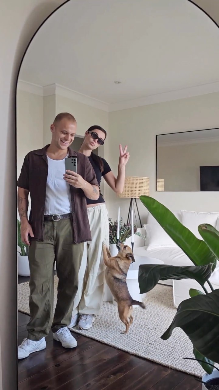 Instagram post by @jackomillar for Optus. Caption reads: Date day with Court, a Samsung and I @optus 

#ad.