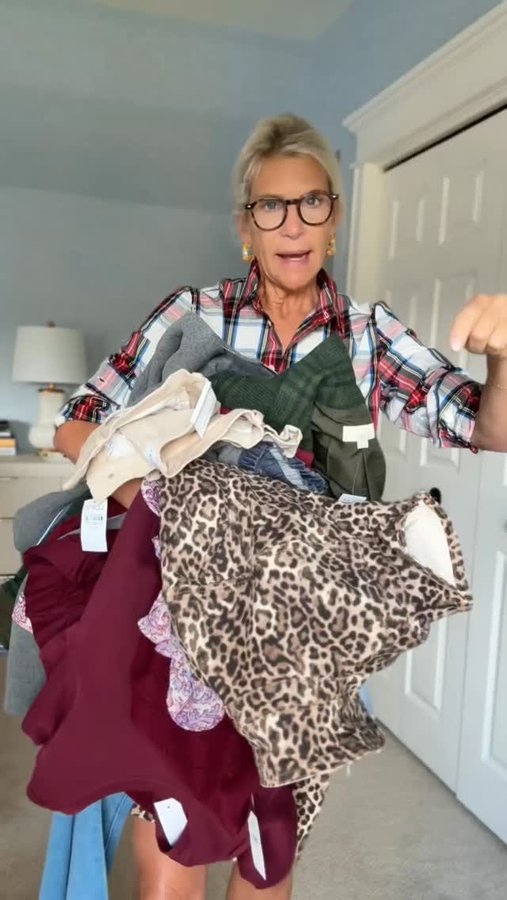 Instagram post by @angelahowenstein for LOFT. Caption reads: Grab your popcorn, ladies — you don't want to miss....