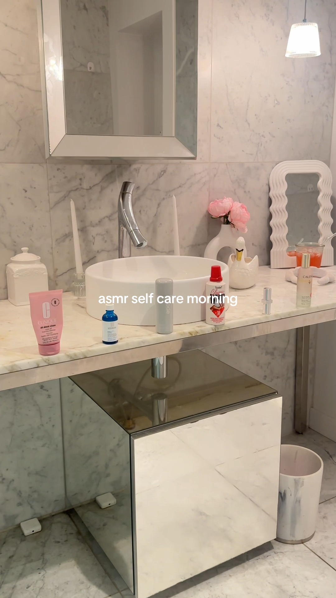 Instagram post by @galiciagordon for Cocoandeve. Caption reads: asmr self care morning

#ASMR #selfcaremorning....