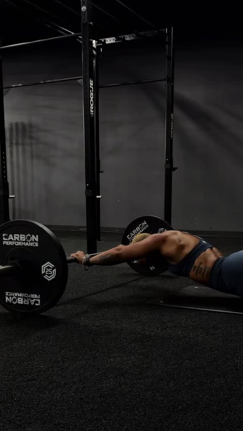 Instagram post by @tayloerfit for Women's Best. Caption reads: [...] send you my favorite ab finishers.....