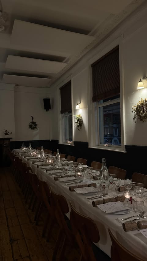 Instagram post by @fayeomm for Urban Outfitters. Caption reads: [...] in my LTK in my bio

full fit is....