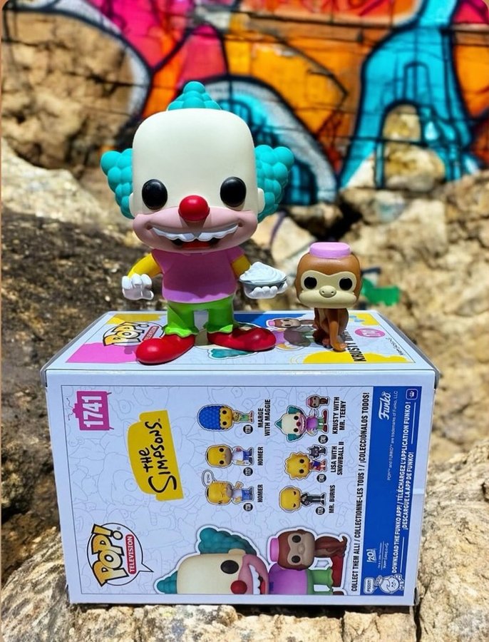 Instagram post by @funkopopsnews for BoxLunch. Caption reads: [...] Amzn ~ fnkpp.com/AmSimp Thanks....