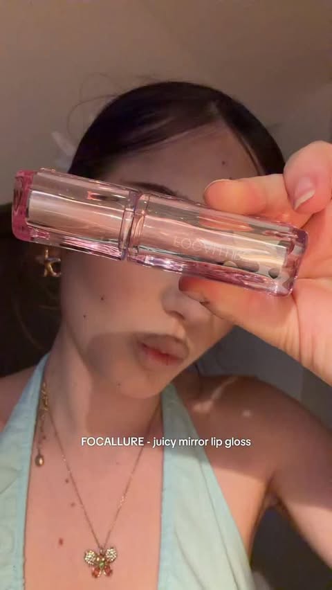 Instagram post by @australialix for Focallure. Caption reads: [...] „AUSTRALIALIX“ to enjoy 10% off on the....