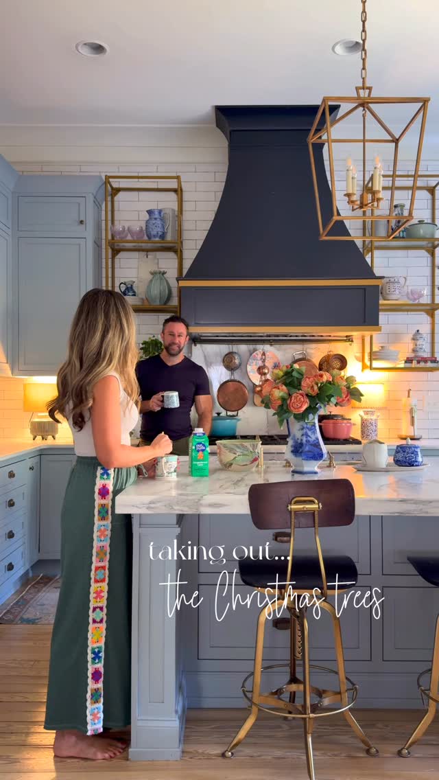 Instagram post by @addisonswonderland for Azuna. Caption reads: [...] over a link to the scent of the season!....