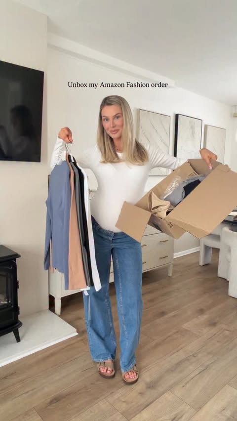 Instagram post by @samsstyle__ for Stylink. Caption reads: [...] them to my stories today✨🤍 #amazoneu....
