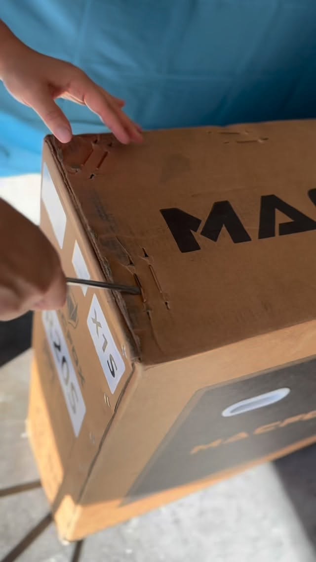 Instagram post by @foxhousewoodwork for Macfoxbike. Caption reads: @macfoxbike e-bike 🔥#asmr #ebike #ad [...].