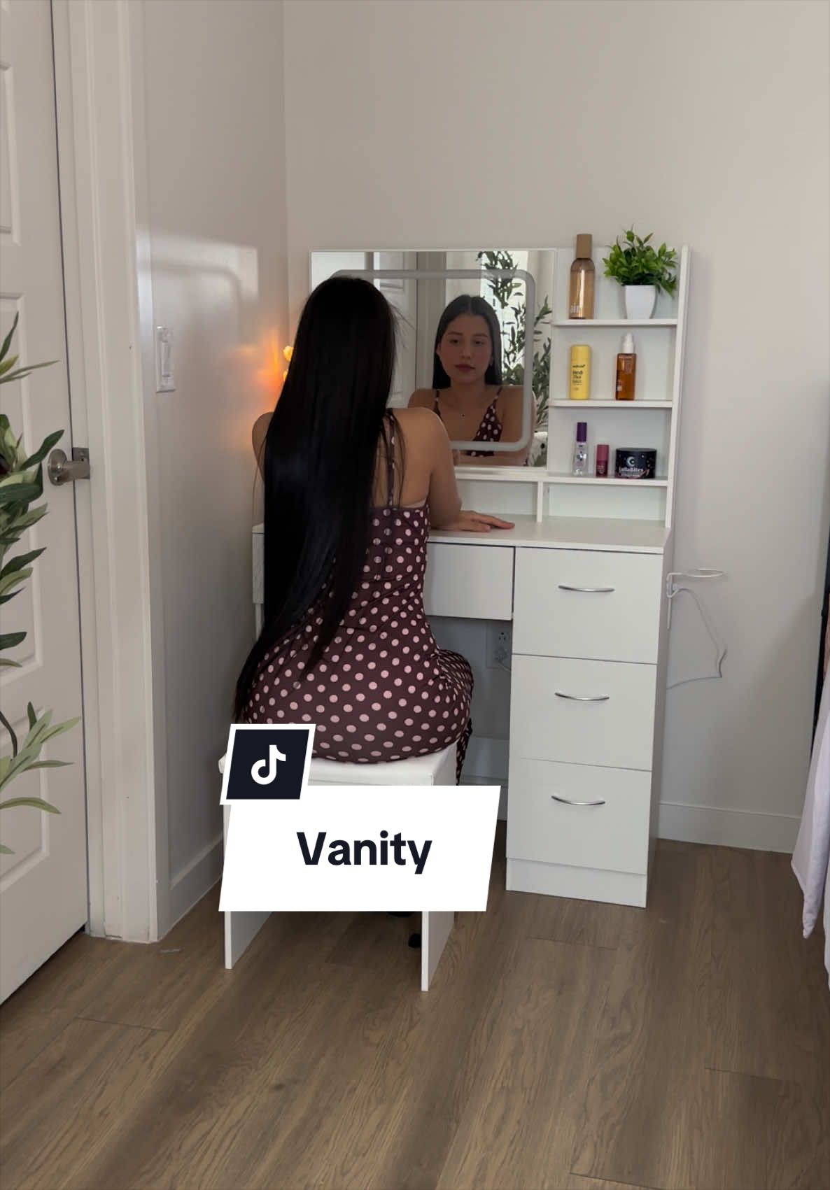 TikTok post by @estherlyn_yepez for WeCharmer Store. Caption reads: #woman#vanity#home#Christmas @WeCharmer Store.