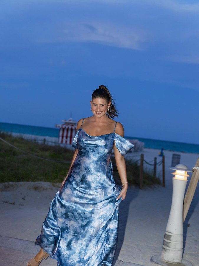 Instagram post by @remibader for L'AGENCE. Caption reads: [...] women and brand in my favorite place....