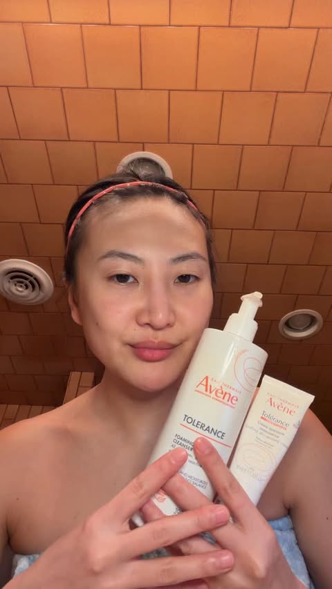 Instagram post by @sunnytsao for Laboratoire Dermatologique Avène. Caption reads: I’ve been a fan of @aveneusa Tolerance line for....