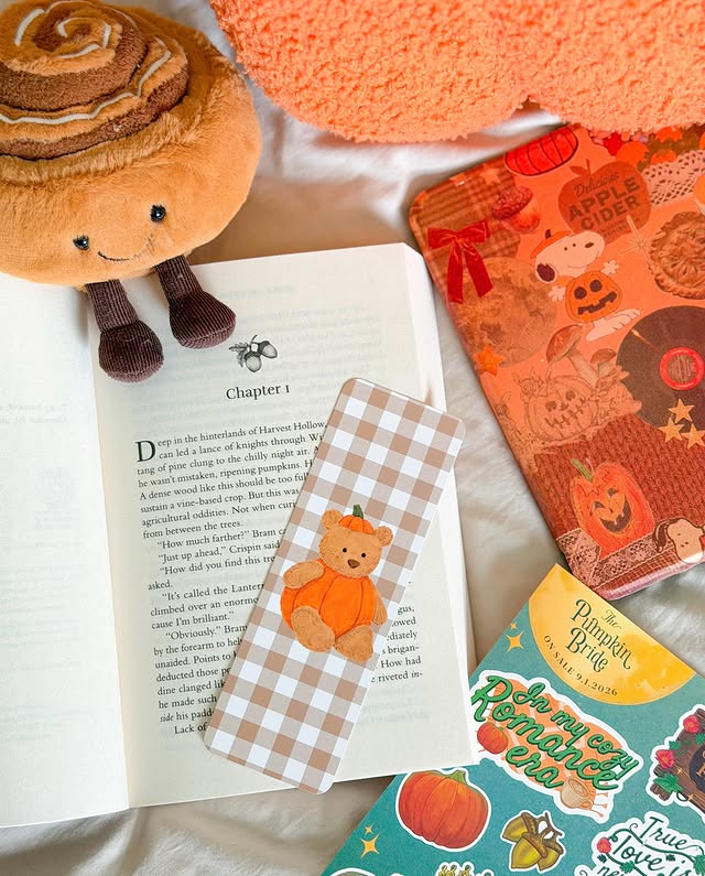 Instagram post by @acourtofkiararose for The Hive. Caption reads: friday favorites 🧡🎃🍂🧸 guys i'm so excited to....