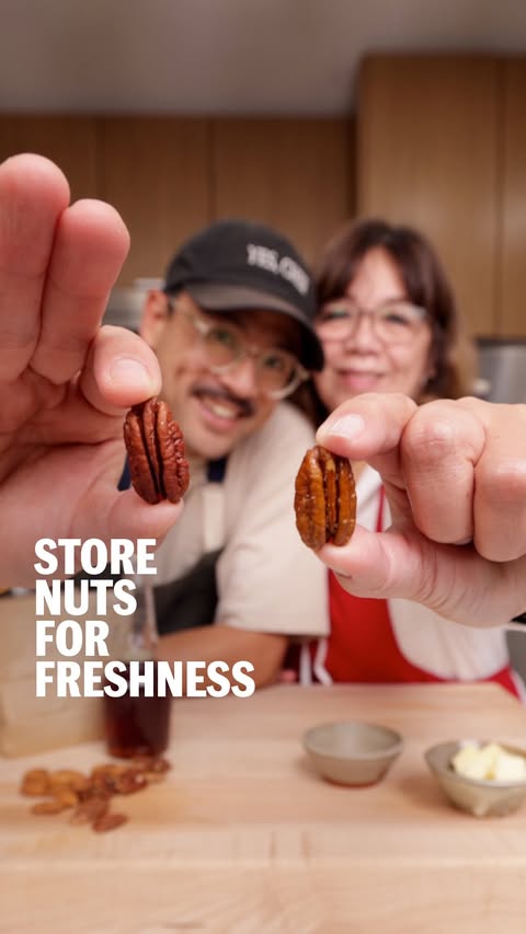 Instagram post by @michaeltchao for Ziploc. Caption reads: #ZiplocPartner MOM’S FAMOUS PECANS 

Every [...].