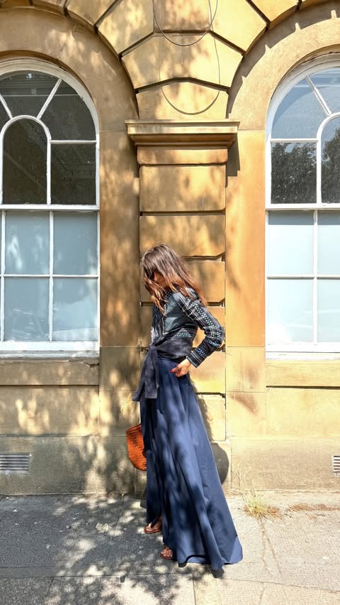 Instagram post by @carolinesstylehacks for Reiss. Caption reads: Got an event?? but you don’t want to wear a....