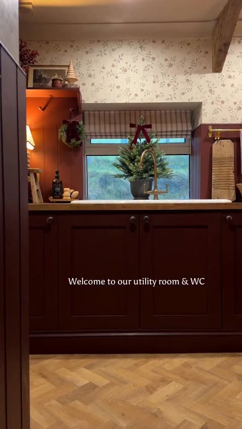 Instagram post by @cottagerenovationcwmrhys for Sandberg Wallpaper. Caption reads: [...] utility room and WC with @sandbergwallpaper....