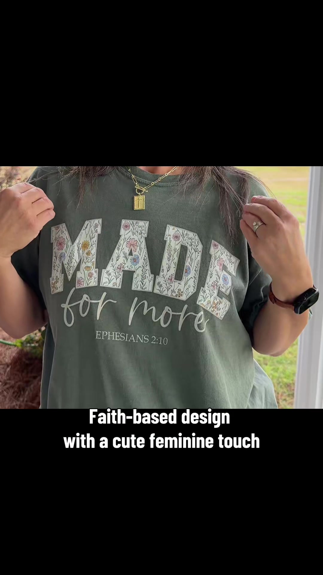 TikTok post by @momhack for PoppyRose Print Company. Caption reads: [...] 2:10 never looked so....