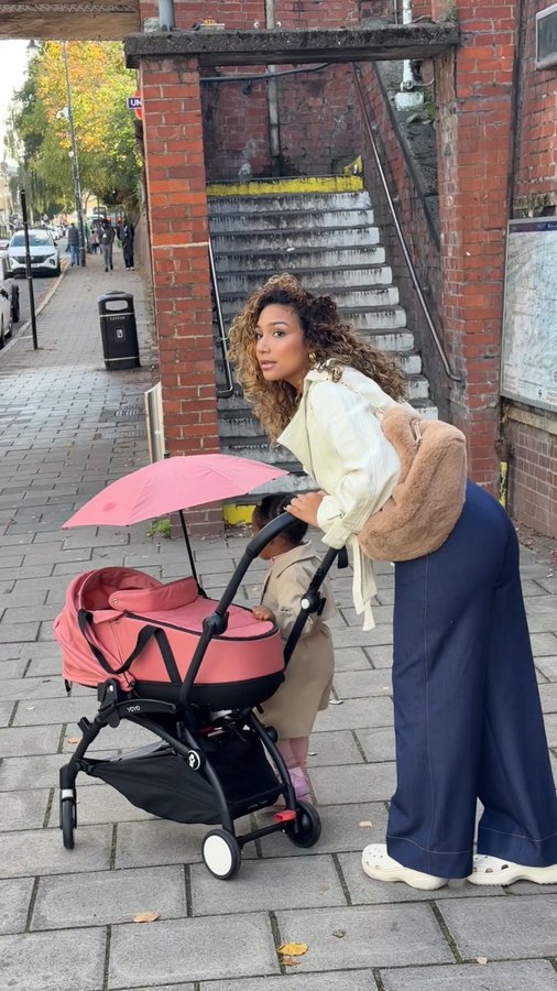 Instagram post by @maia.gouveiax for Stokke. Caption reads: As a mum of 2 shopping can be hectic! At least my....