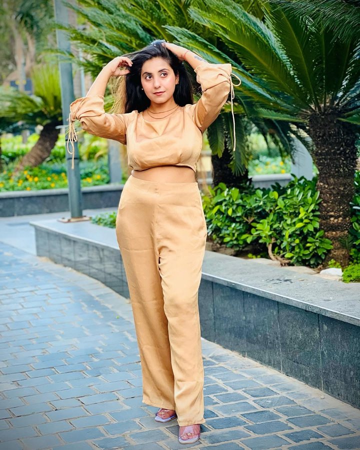 Instagram post by @havisha_malhotra for Faballey. Caption reads: [...] beautiful and elegant Coord by @faballey....