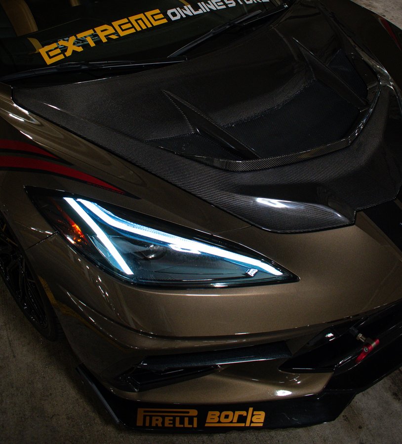 Instagram post by @instavettes for 10 Second Racing. Caption reads: Swipe to the end 💀🖤 ———————————————————————....