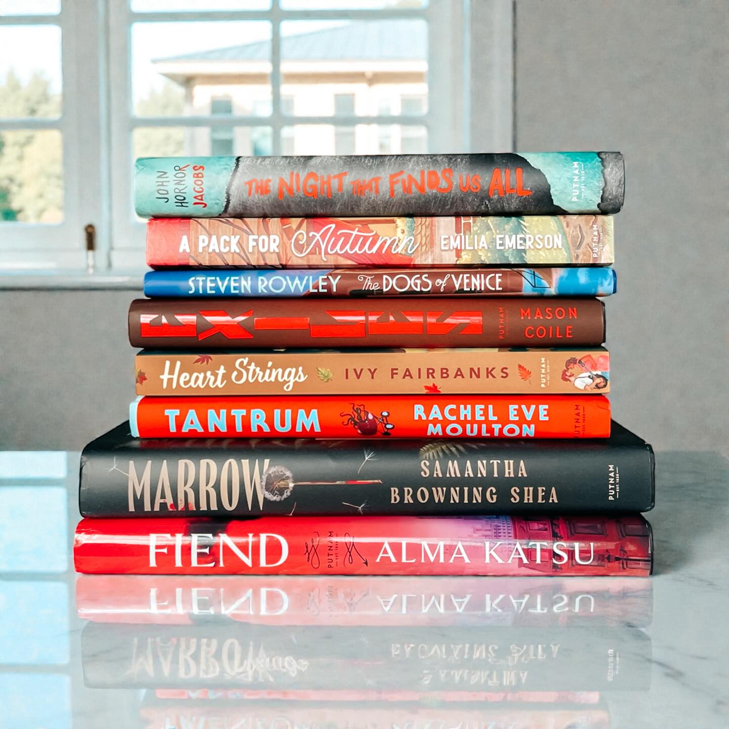Instagram post by @readdrinkandbemary for Putnam Books. Caption reads: [...] 𝗯𝗼𝗼𝗸 𝗺𝗮𝗶𝗹 🙌🏼 Thank you....