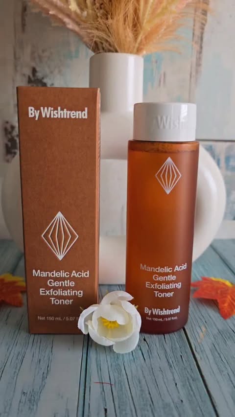 Instagram post by @sleekjules_reviews for ByWishtrend. Caption reads: [...] dark spots, and....