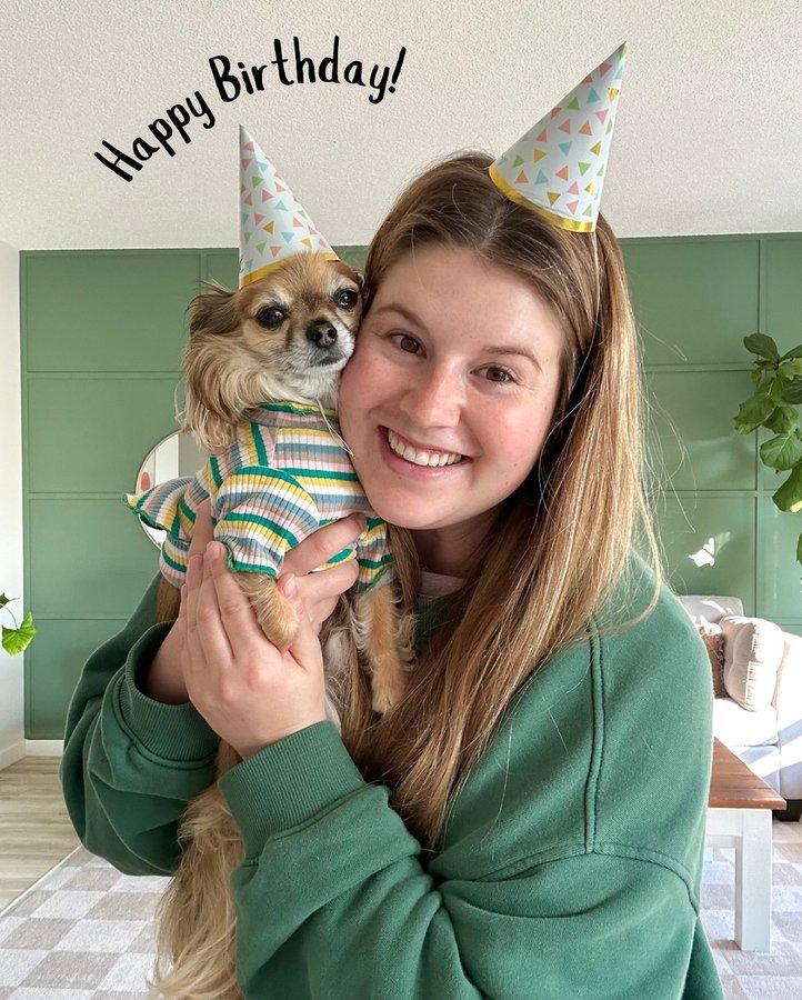 Instagram post by @my.little.mochi for BIG COUNTRY RAW. Caption reads: [...] Strawberry macaroon for mom & some....