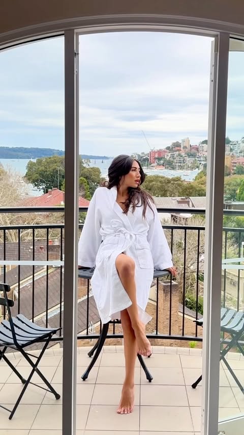 Instagram post by @_awhinarutene for InterContinental. Caption reads: [...] on arrival hates to see me coming....