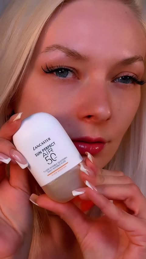 Instagram post by @beautybeing__ for brandsyoulove.de. Caption reads: [...] spend my own money on this?....