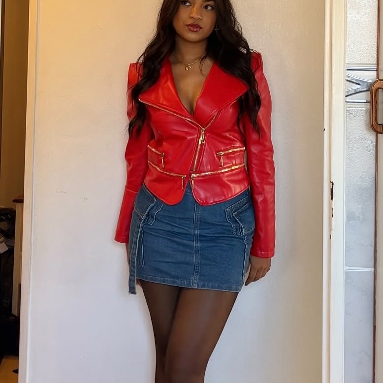 Instagram post by @benefitsouthafrica for Edgars. Caption reads: [...] 💋✨💄🎱 @benefitsouthafrica @edgarsbeauty....