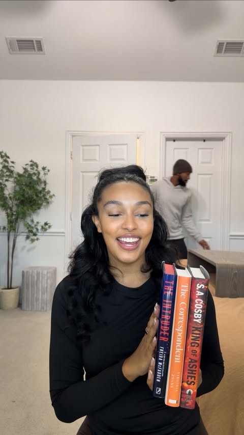 Instagram post by @kyrahenry_ for Amazon Books. Caption reads: Currently making reading my entire personality....