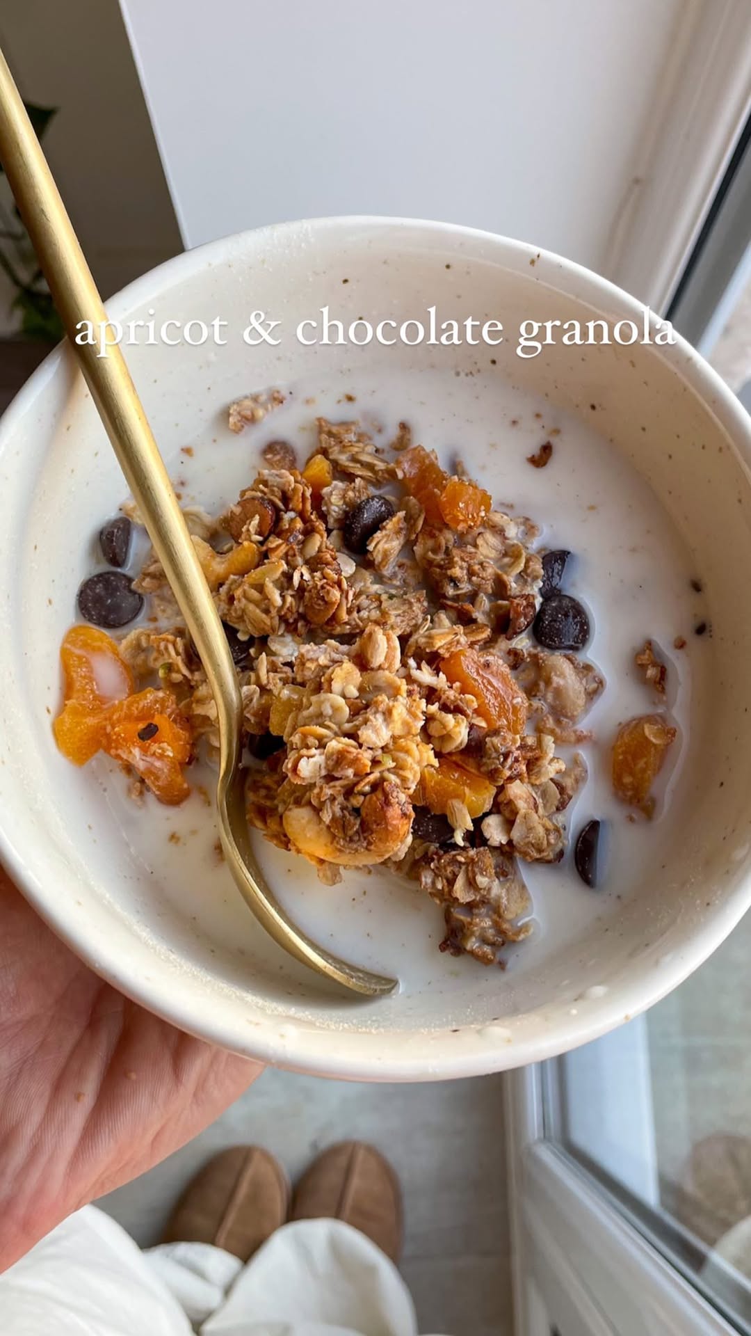 Instagram post by @ameliasandy_ for Milky Plant. Caption reads: Excuse me, but breakfast just got an indulgent....